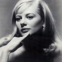 Shirley Knight young